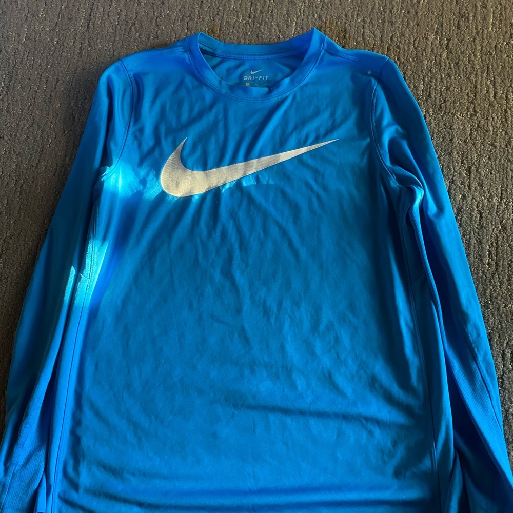 Nike T-shirt